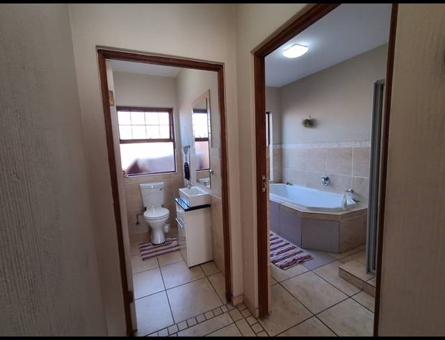 3 BEDROOM HOUSE FOR SALE IN GLEN MARAIS
